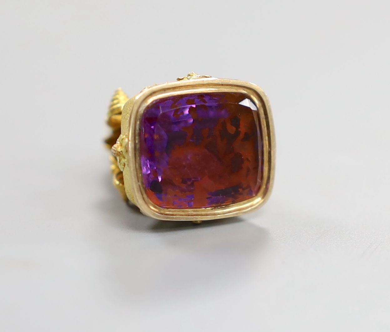 A Victorian three colour yellow metal and foil backed quartz set fob seal, 22mm.